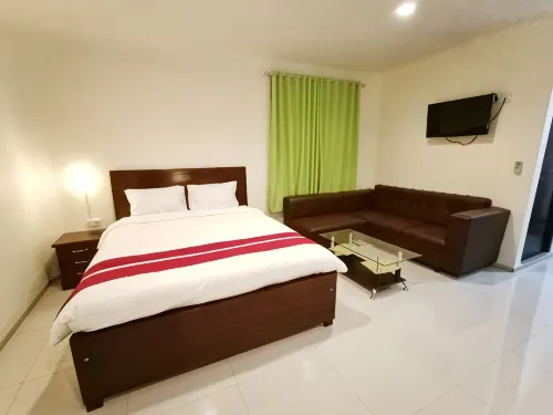 Aries Hotel Lampung - 2 ดาว