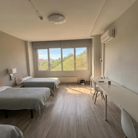 Residencia Albergue Jaca