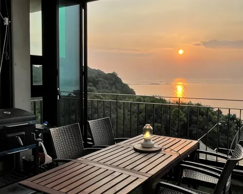 Daebudo Tob to Pension 鄰近薪里浦海水浴场的酒店