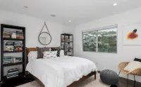 West Hollywood Hills Pool Home With Views - Private Pool
