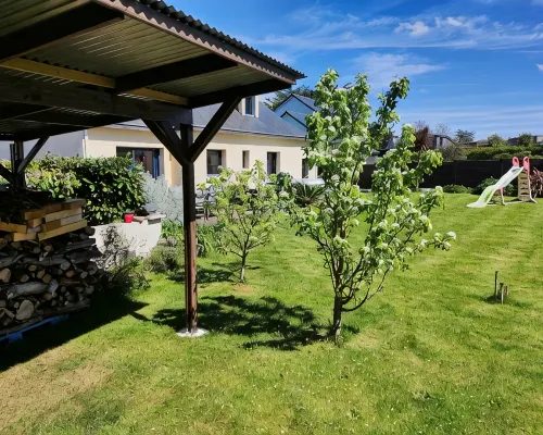 Gîte Avec Très Belle vue mer SPA Jacuzzi à Sables D'or les Pins 400m de la Plage Ξενοδοχεία στην πόλη Plurien