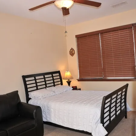 Albuquerque Home w/ Heated Pool & Hot Tub Near Balloon Fiesta