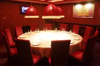 Makhall Hotel - 送迎