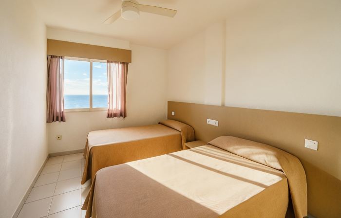 Apartamentos El Faro by Mc