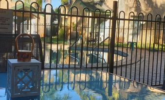 Aqua Villa Holiday Apartments
