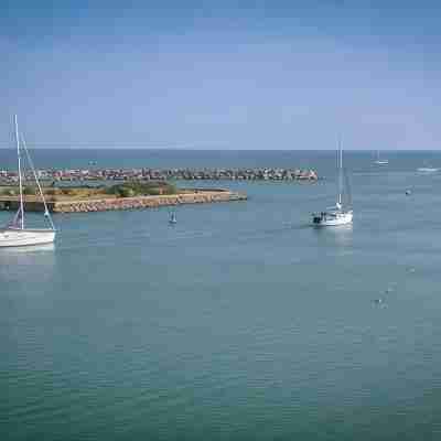 Seaviews Sovereign Harbour - adults-only apartment with stunning water views Others