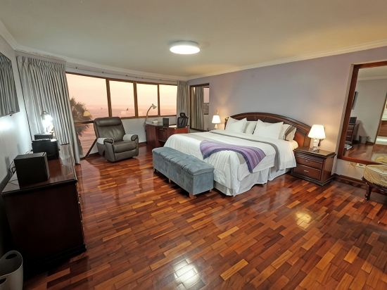 Elegant Ocean view apartment in fabulous Miraflores with in Marriot's location.