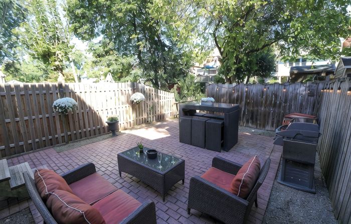 Charming 3 bedroom home located in the center of Doylestown Borough