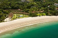 Beachfront Palms Villa on Flamingo Beach - PRIVATE Home at 5 Star Resort! - Gym