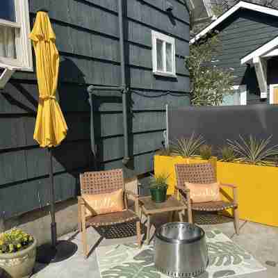 Stylish Guest Suite in Alberta Arts - New Hot Tub Too! Hotel Exterior
