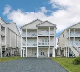 The Vida Sol! Steps to the Ocean. Sound views, Sunsets, Pier + Kayak launch - 4-Star