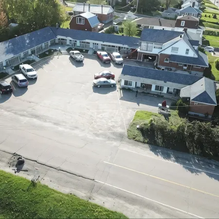 Hillside Inn Pembroke