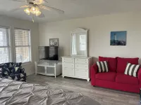 Oceanfront Paradise | Private Beach Access | Topsail Beach | Sleeps 10 - Fitnessstudio