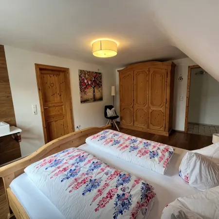 Large, sunny apartment in the middle of the southern Black Forest in a quiet location