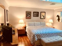 Beautiful Saugerties Rental -Pool, Fire Pit, Close to Hits, Hiking, Festivals - 4 estrellas