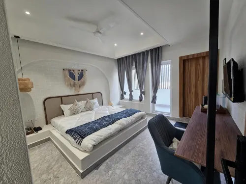 Hotel Inrira - 3-Star