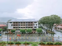 Signature by The Concept Các khách sạn gần Đại bàng Plaza