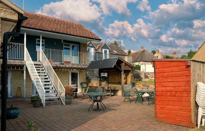 Parrett Hotel