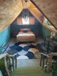 Fun cottage w/VIEW, minutes to downtown Eureka Springs, Beaver Lake, White River - 4-Star