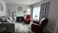 Cozy Up North Retreat in the Heart of Sault Ste. Marie. Pet Friendly! Hot Tub! - Wifi