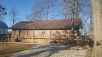 Peaceful Lake House Cabin 2, Kayaks Provided Free, Direct Water Access! - Homestays