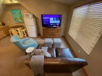 Quiet location in "Swiss community" near Park City - Wifi