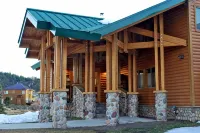 Large Lake Front w/ Own Dock and Mountain Views.  Sleeps 20 Cert Vrp-25-0468 - Mountain view