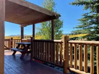 Cozy Two Bedroom Cabin Mountain Getaway! - Gym