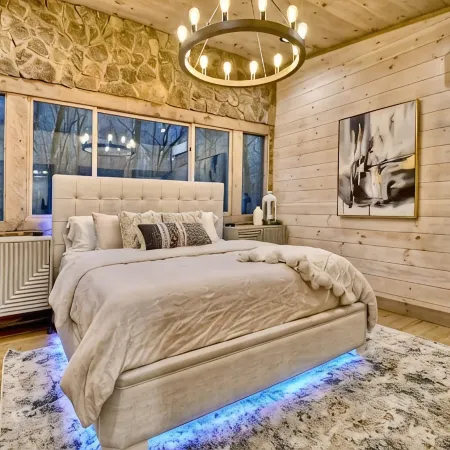 Keturah's Creek - Luxury Couples Tiny Cabin - 8 acres