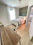 Laura’s Simply Charming Home on Harrison - 무료 와이파이