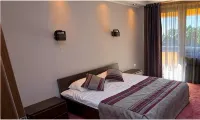 Hotel Dodo - parkir