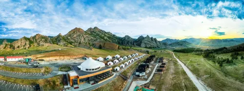 Blue Spot Resort - Bergblick