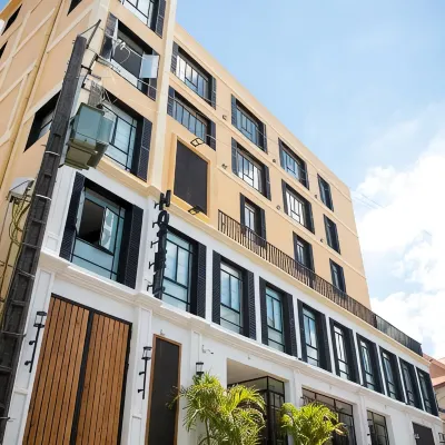 Grand Hotel Urban Hotels near Hahitantsoa