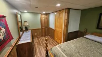 Mountain View Retreat/2Br Log Home Apt w/Private Dining Deck & BBQ/Massage - Mountain view