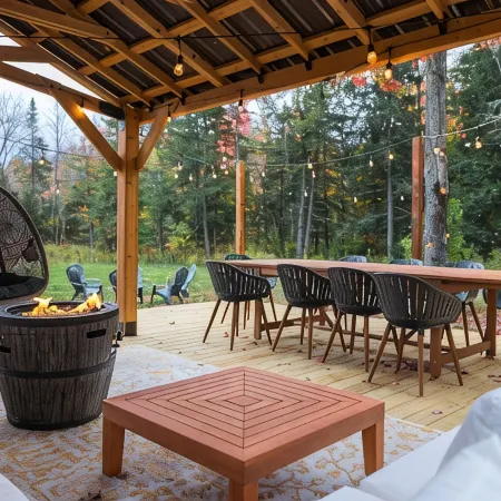 Renovated 4-bedroom House with Outdoor Space & Private Hot Tub