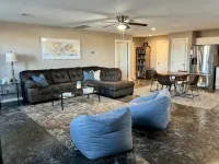 Barndominium on Gorgeous Ranch! - Homestays