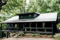 One of a Kind Meadowstream Lodge for 10 Walk Downtown SwimSpa Pool Hot Tub Combo - Alphydda