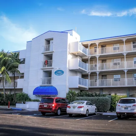 Florida Keys Condo with Pool, Beach Access, Marina, Pickleball & More
