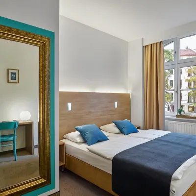 Hotel 38 Hotels near Friedrichstadt-Palast