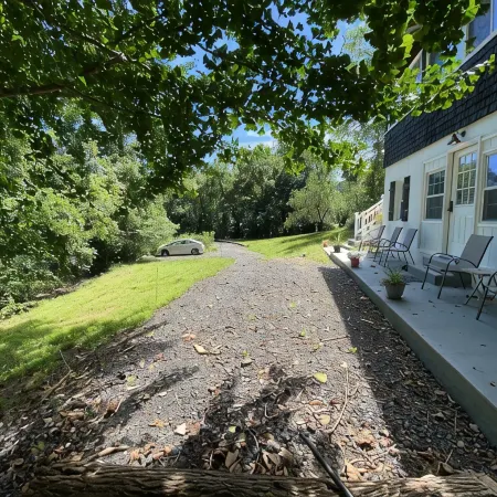 Beautiful historic 1916 Farmhouse and Country Home in the Blue Ridge Mountains