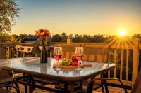 ROSELAWN RETREAT: Firepit, Gameroom, Views! Huge Gorgeous home 5 mins to the Ark - 4성급