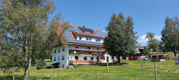 Cozy Vacation Apartment Just 3 km from Schluchsee - Ideal for Families & Couples Hotels in Schluchsee