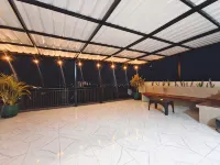 Hisaa 2 Homestay - parking