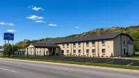 Baymont by Wyndham Hot Springs - 2 estrellas