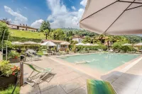 Hotiday Room Collection - Stresa - Pools