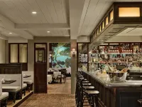 Delamar Southport - bar