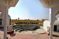 Rajgadhh Palace Resort - 3-Star