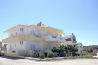 Yiannis Apartments - مطابخ