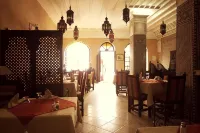 Luxury Riad Mounia - موقف سيارات