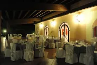 La Corte di Opaka Hotels in Canosa di Puglia